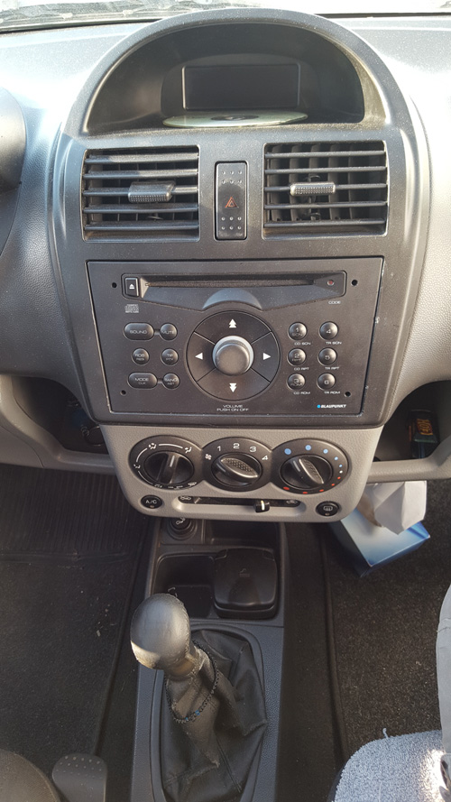Suzuki IGNIS-2004